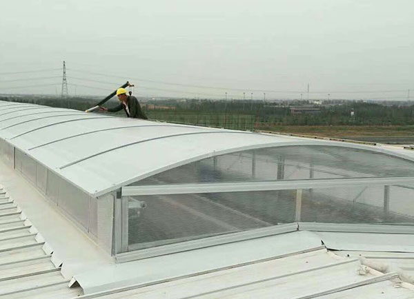 圓拱型電動采光排煙天窗